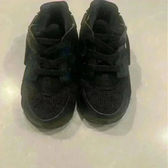 Kids Nike - Picture 1 of 3